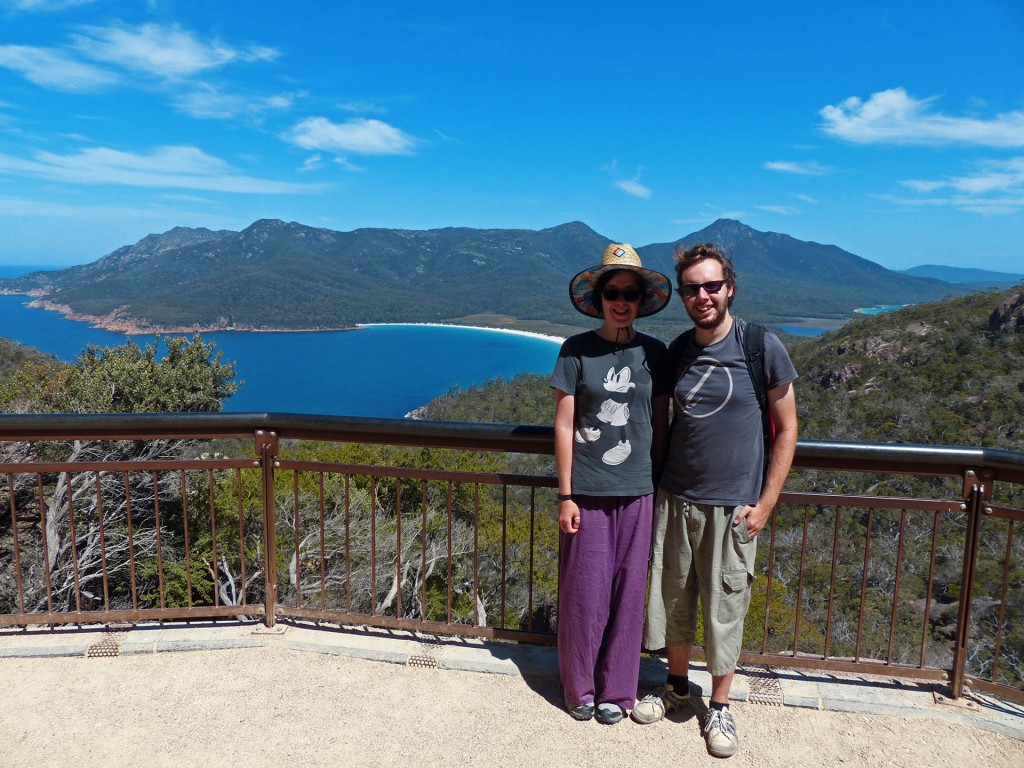 Alina und Robert am Wineglass Bay Lookout